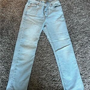 Light Wash Wedgie Straight Levi’s
